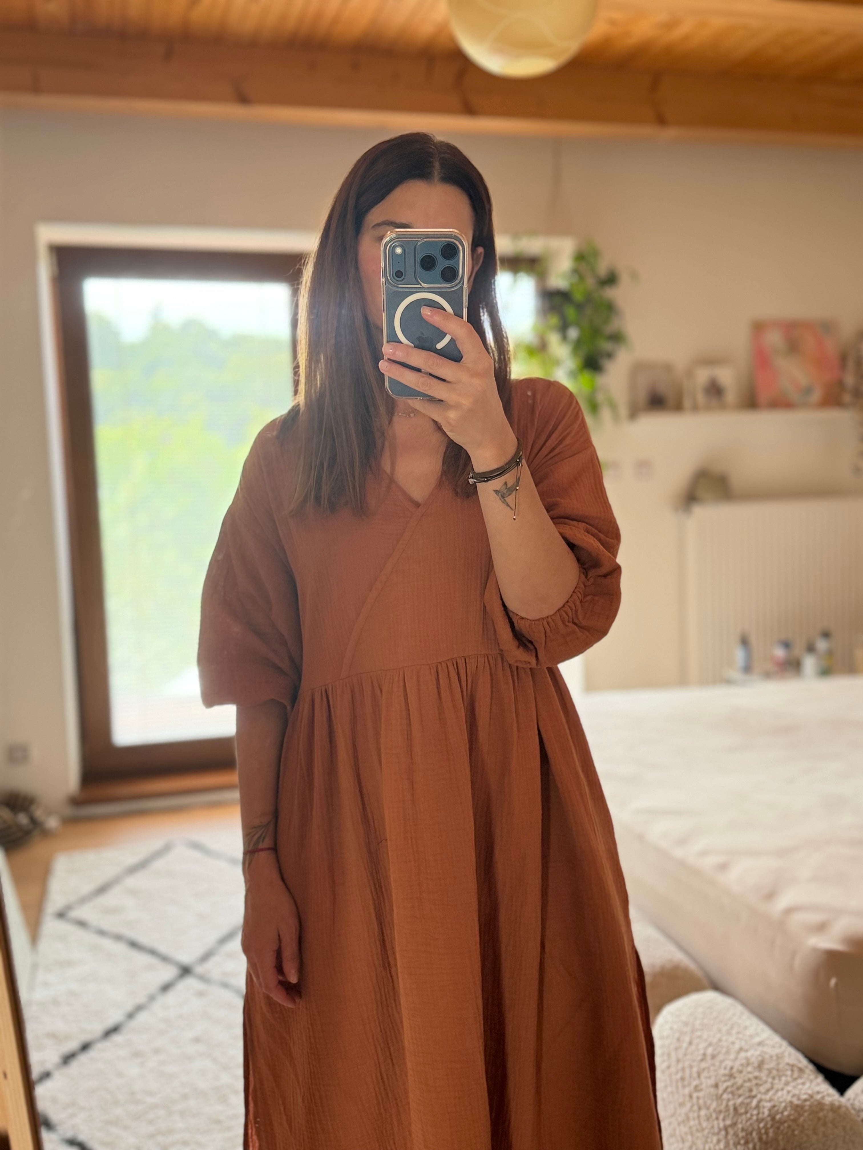 Maya midi dress - shatty hned